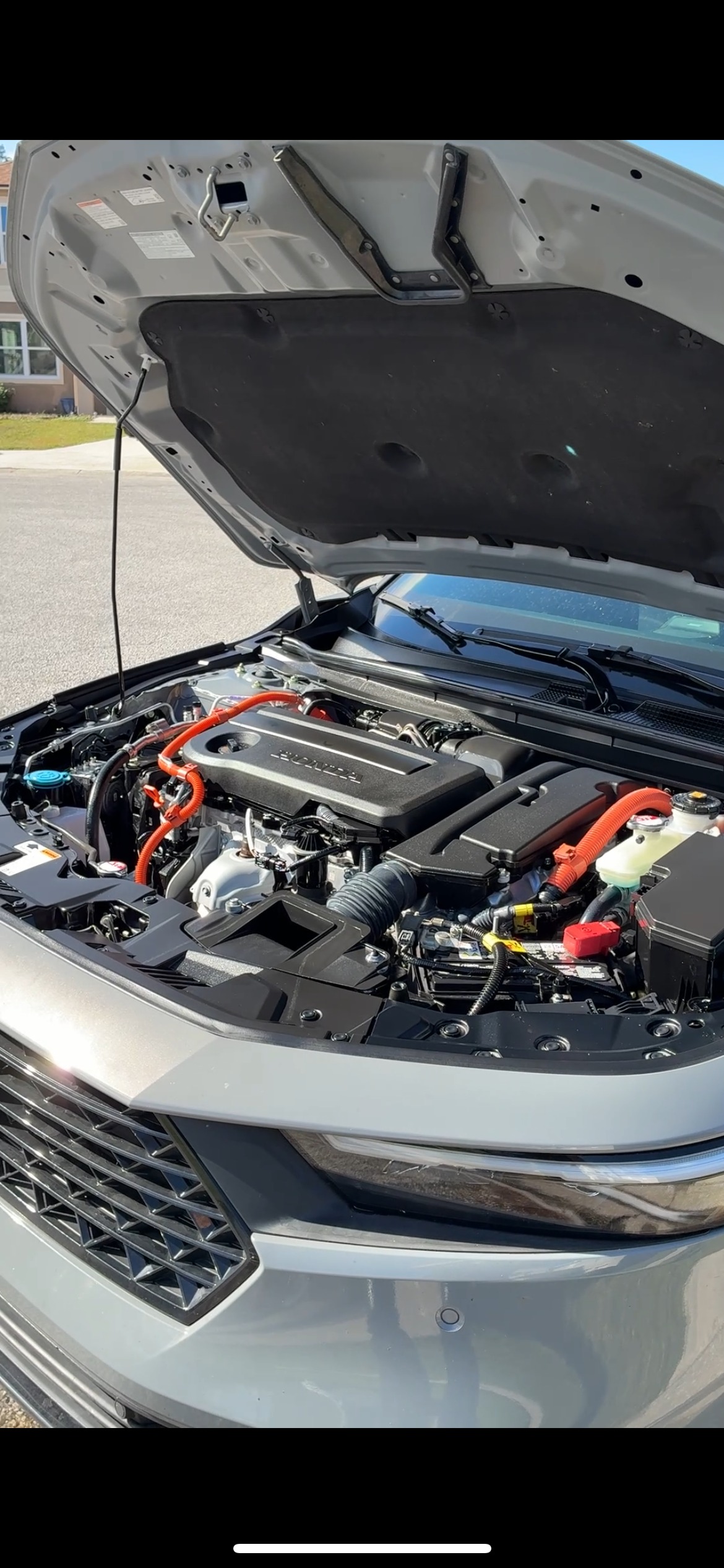 Honda hybrid engine bay detail - immaculate engine compartment